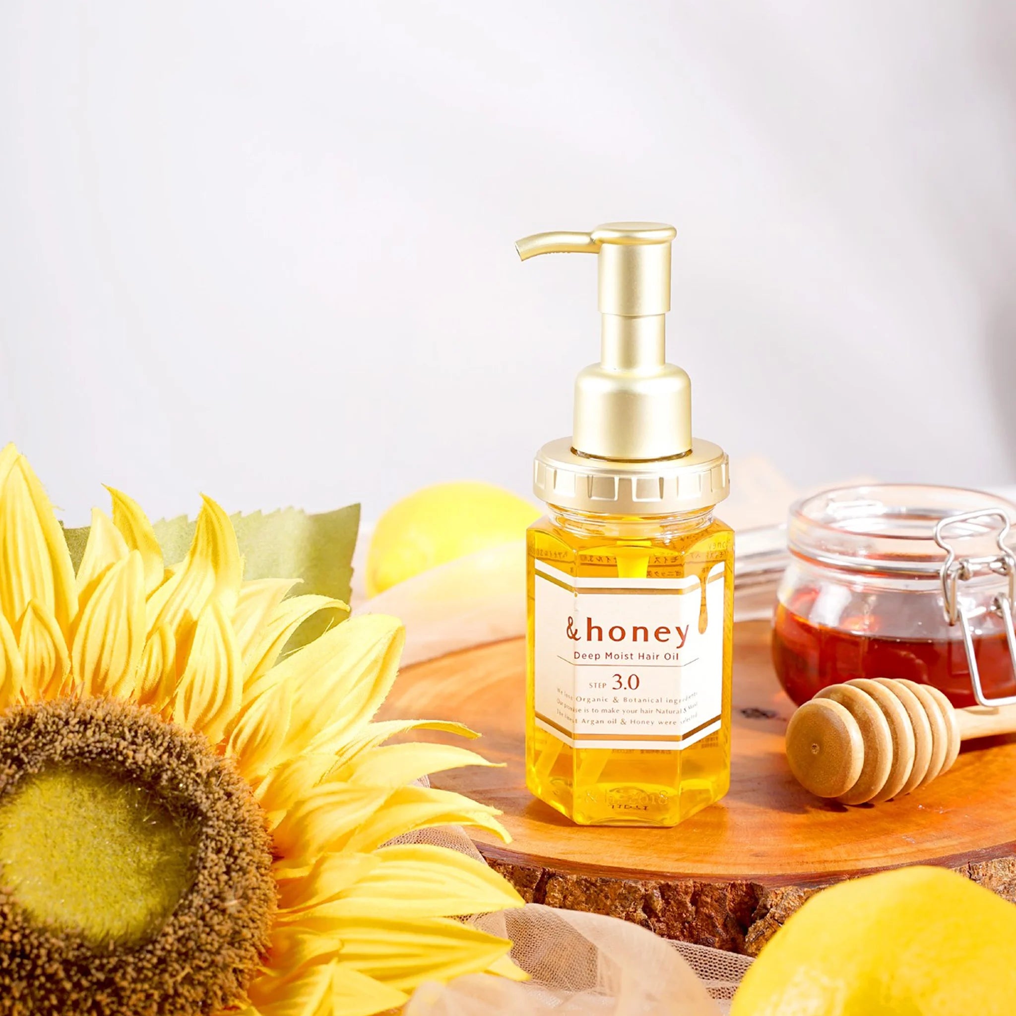 HYAKU Beauty & Living